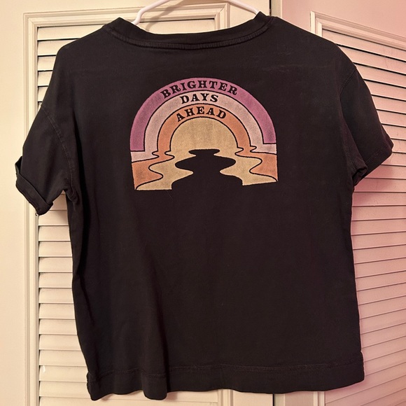 Old Navy washed out t-shirt - Picture 2 of 3